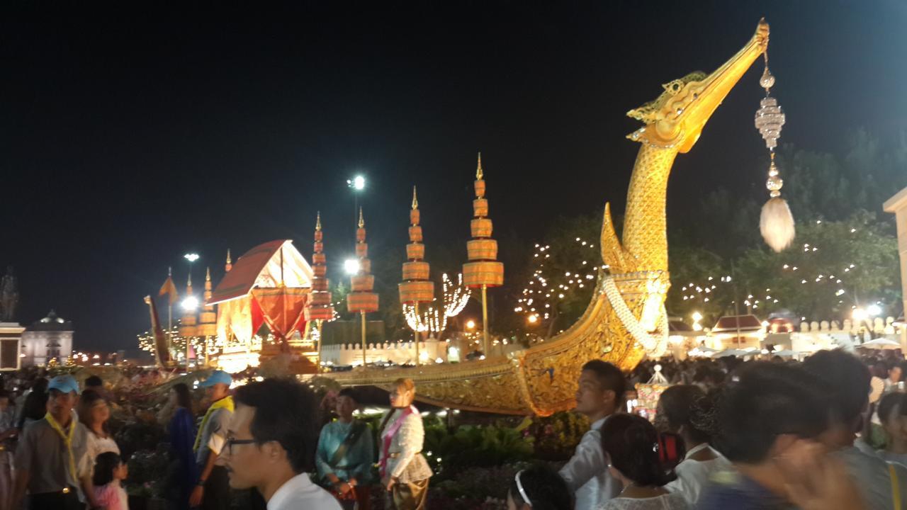 曼谷 德班劳咖啡厅旅馆酒店 外观 照片